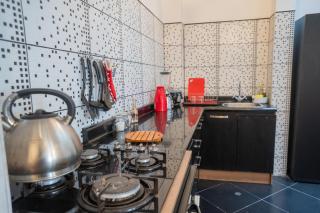 Exquisite 3BR Stay, Heart of Plaza de Armas - 2