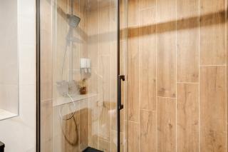 Encorps une Nuit, Jacuzzi, Nancy Centre Gare Congrès, PARKING - 2