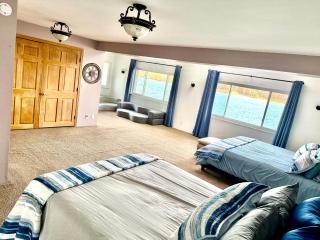 Lakefront Paradise with 7 beds - Fishing - Swimming - 8