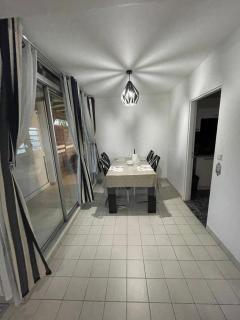 Evasion orientale au coeur de Fort-de-France appartement entier T3 - 4