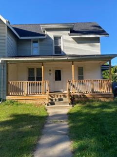 Quiet Townhome Haven - 4
