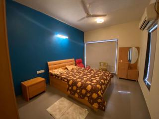 Yash Villa - The Dream Stays ll Pvt Pool ll Garden ll 2Ac rooms ll Wi-fi - 7