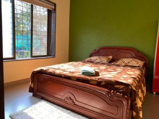 Yash Villa - The Dream Stays ll Pvt Pool ll Garden ll 2Ac rooms ll Wi-fi - 2