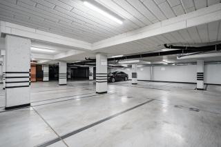 Scala Suites with Parking by Lion Apartments - 2