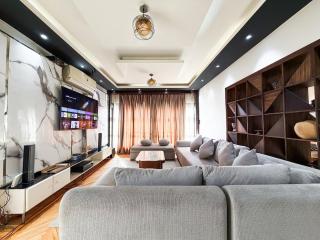 Luxury Nilefront Jacuzzi Suite - 4