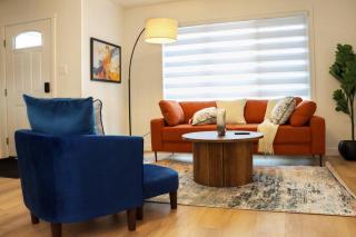 Luxurious, Modern Home in Central Uplands, Edmonton - 9