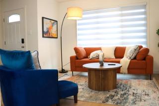 Luxurious, Modern Home in Central Uplands, Edmonton - 2