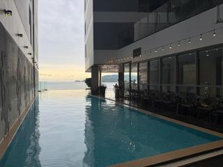 Elegant Apartment with Cityscape View Nha Trang - 8