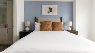 Landing Stunning 1BD Pool - 6