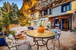XUQ Hotels Alaxara - 8