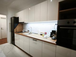 Heart of Nis Apartment - 7