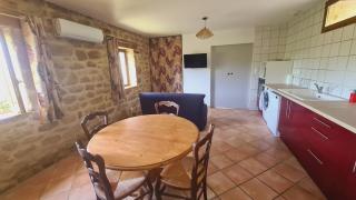Ancien fournil rénové avec piscine et jardin - 3