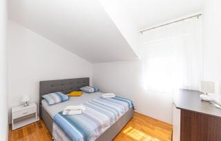 Apartment Dani - 8