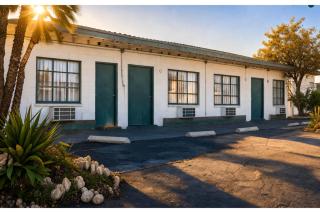 Carl's Motel - 9