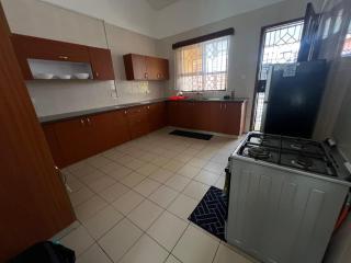 Ary Homestay Nyali- 1 bedroom Behind City Mall - 5
