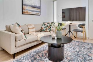 Mod Scene at One Rosebank - 7
