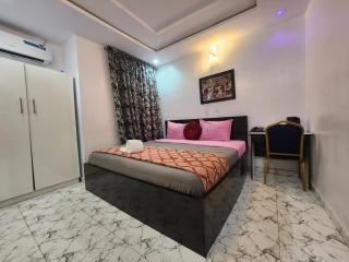 De Prominent Hotel & Suites - 8