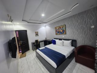 De Prominent Hotel & Suites - 4