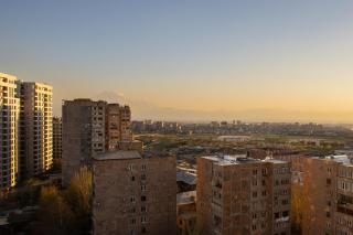 Annbert Cozy Designer Apartment with City View - 3
