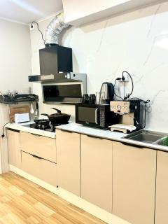 Priscilla Cozy Family 2Bedroom Apartment Walk to McDonald Free Parking - 7