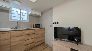 Brand-New Duplex Next to the Metro - 5