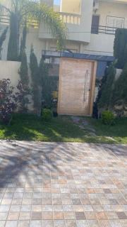 Wonderful 5 Bedrooms Villa L52015 - 4