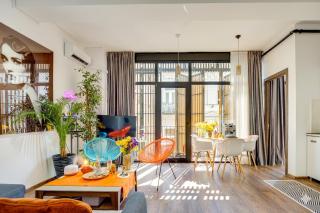 Sunlit Sanctum with a splash of Glam! Kare&Funky - 0