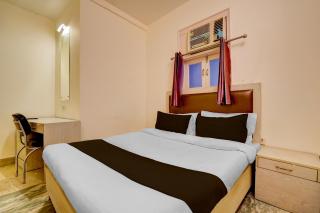 Hotel O KAROL BAGH RESIDENCY - 0