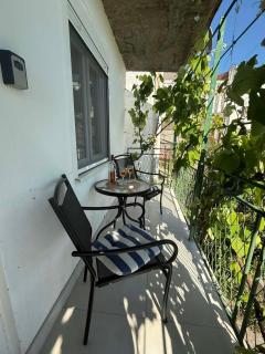 Apartman LUCIJA, dostupan 7 NOCENJA i VISE, AVAIBLE FOR RENT 7 NIGHTS AND MORE - 8