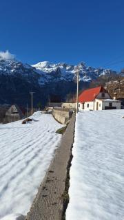 Tom Shyti guesthouse - 5