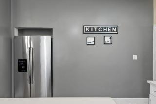 FIFA! Direct Train to Gillette - Spacious Modern 3BR - FREE Parking - Heart of Boston - 7