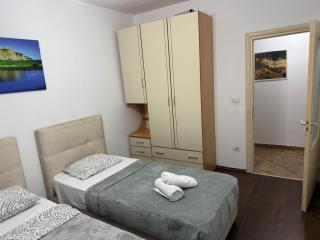 REA Apartment - 8