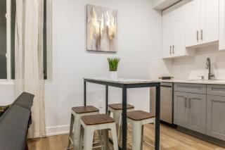 Modern 2-Bed Stay KitchenFast Wi-Fi - 2