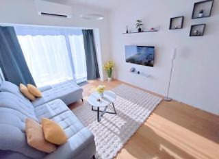 Holešovice Retreat, Balcony, Air-Con and Secure Parking - 6