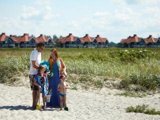 8 person holiday home on a holiday park in Bogense - Bogense - 4