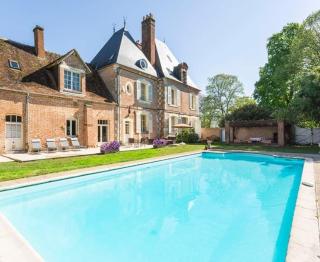 Exceptional 17th-century castle - 0