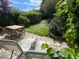Charming and Quiet house with garden near Paris - 9