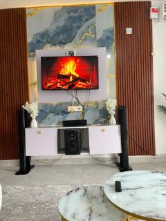 Cozy Coastal Getaway - Short walk to the beach - 9