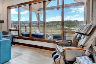 Downtown WP Villa 54 I Peloton Bike I Private Hot Tub I Great Views I Activity Program - 5