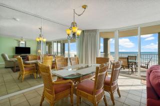 Beachfront Condo Ocean views from every room 3rd FL FREE BEACH CHAIRS - 3