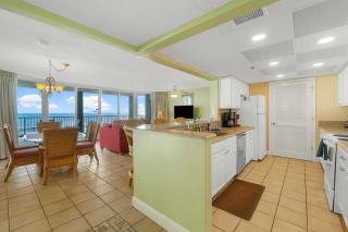 Beachfront Condo Ocean views from every room 3rd FL FREE BEACH CHAIRS - 1