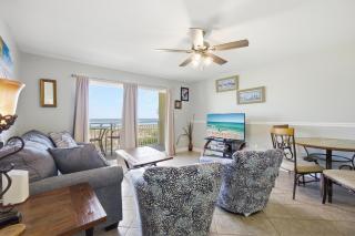Pelican Isle 106 - 3