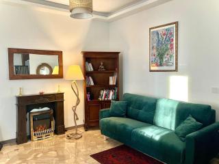 Charming king appartment with balcony and jacuzzi - 6