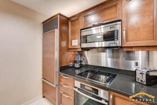 MGM Signature-14-801 1Br2Ba F1 Strip View Balcony Suite - 7