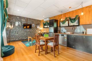 Blackwood Rise - 1