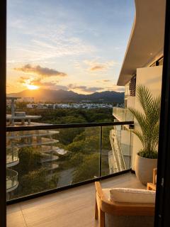 Penthouse 7 Seven Skies Collection - 3