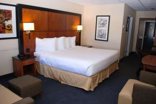 Rodeway Inn - 2