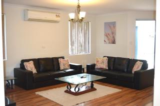 Correa House - 1