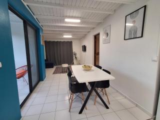 Appartement T2 neuf Le Gosier centre, plage à pied, WiFi - 9
