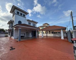 Rumah Bandar - 0